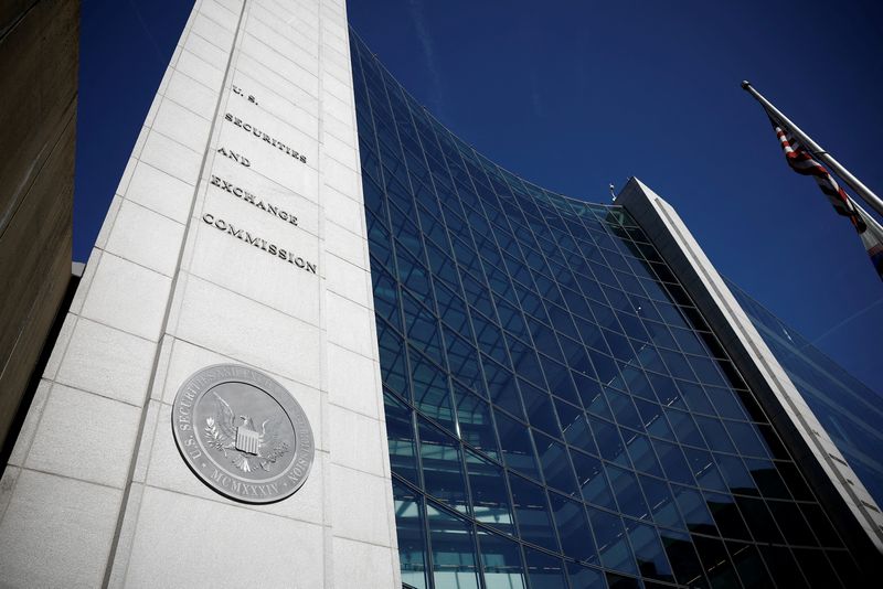 Analysis-BlackRock, Vanguard scale back company talks as new guidance bites
