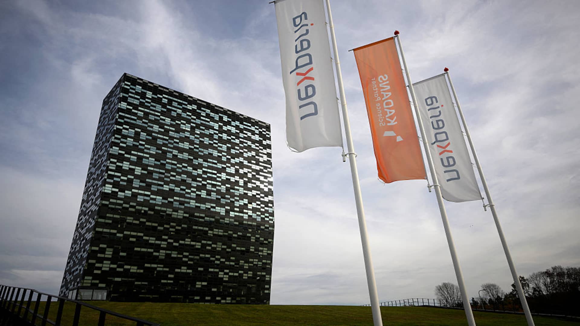 <br />
<b>Warning</b>:  Undefined variable $myimgalt in <b>/www/wwwroot/awdailynews.cn/wp-content/themes/ennews001/single.php</b> on line <b>213</b><br />
