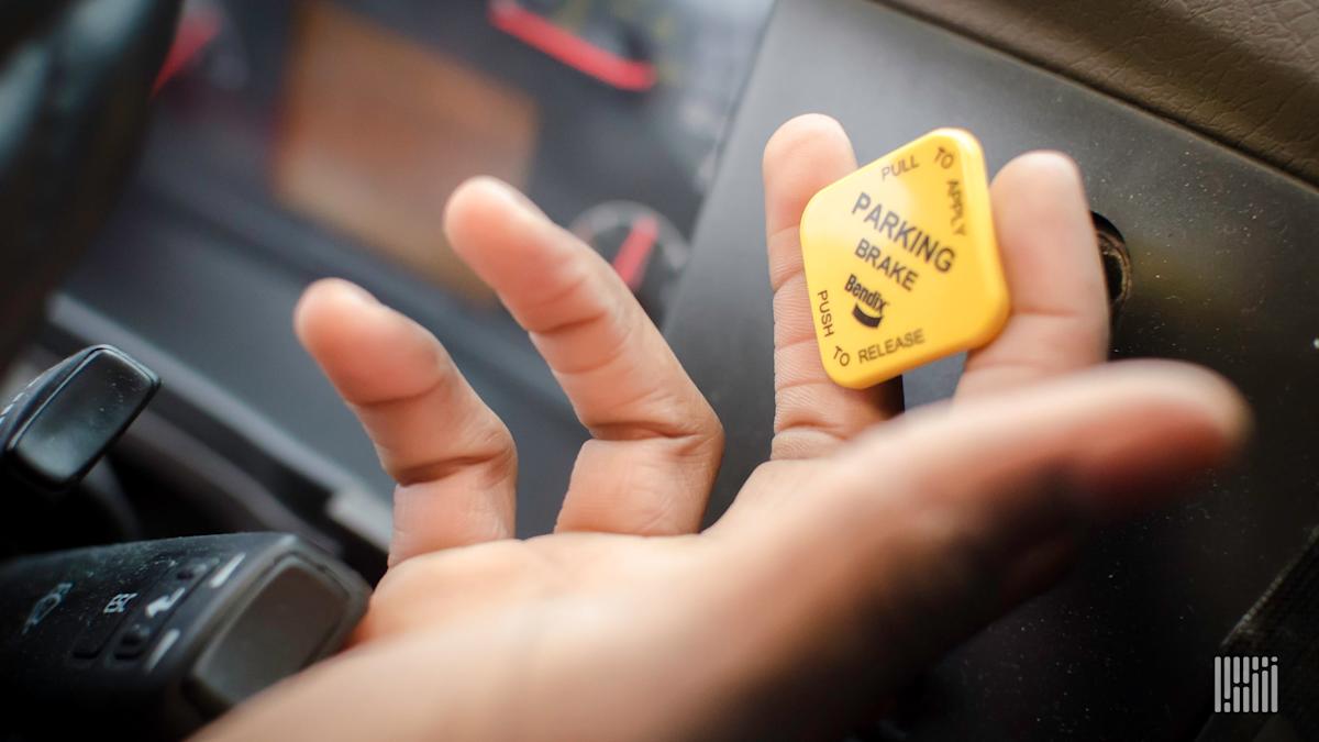 <br />
<b>Warning</b>:  Undefined variable $myimgalt in <b>/www/wwwroot/awdailynews.cn/wp-content/themes/ennews001/single.php</b> on line <b>213</b><br />
