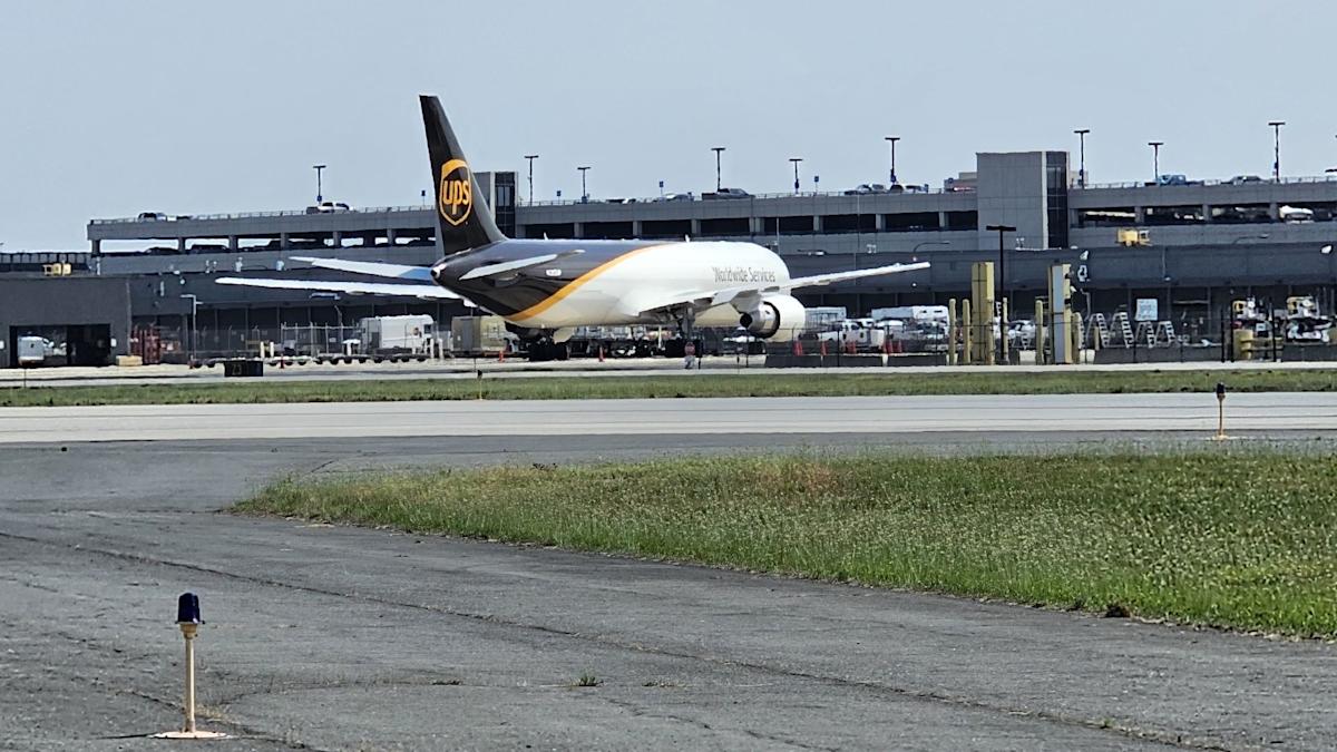 <br />
<b>Warning</b>:  Undefined variable $myimgalt in <b>/www/wwwroot/awdailynews.cn/wp-content/themes/ennews001/single.php</b> on line <b>213</b><br />
