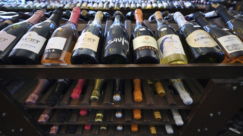 <br />
<b>Warning</b>:  Undefined variable $myimgalt in <b>/www/wwwroot/awdailynews.cn/wp-content/themes/ennews001/single.php</b> on line <b>213</b><br />
