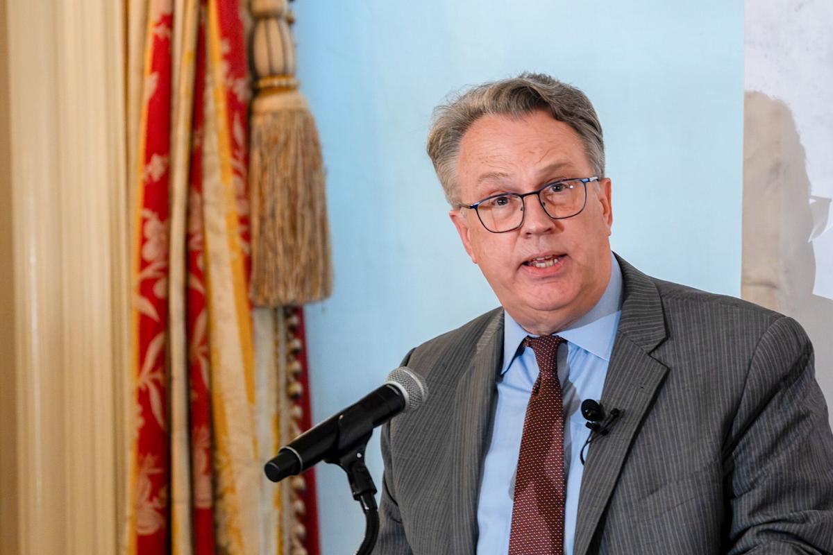 <br />
<b>Warning</b>:  Undefined variable $myimgalt in <b>/www/wwwroot/awdailynews.cn/wp-content/themes/ennews001/single.php</b> on line <b>213</b><br />
