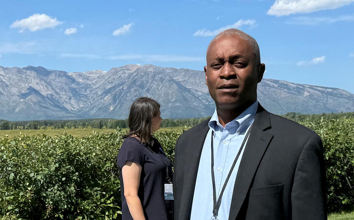 <br />
<b>Warning</b>:  Undefined variable $myimgalt in <b>/www/wwwroot/awdailynews.cn/wp-content/themes/ennews001/single.php</b> on line <b>213</b><br />
