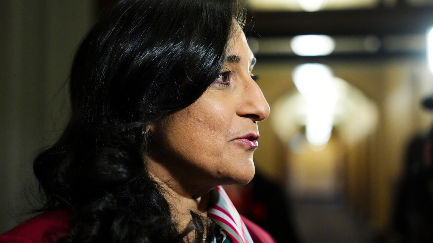 <br />
<b>Warning</b>:  Undefined variable $myimgalt in <b>/www/wwwroot/awdailynews.cn/wp-content/themes/ennews001/single.php</b> on line <b>213</b><br />
