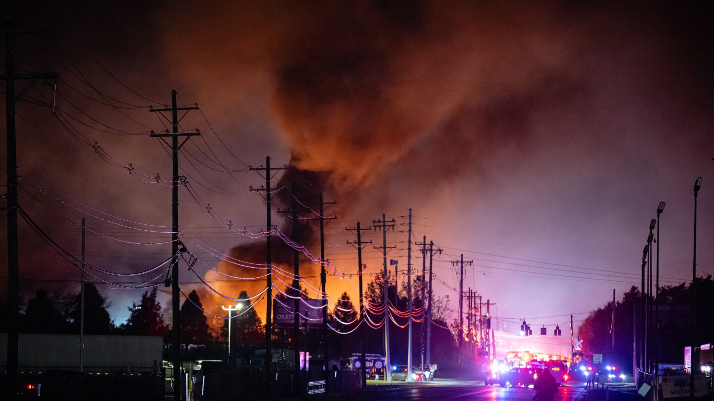 <br />
<b>Warning</b>:  Undefined variable $myimgalt in <b>/www/wwwroot/awdailynews.cn/wp-content/themes/ennews001/single.php</b> on line <b>213</b><br />
