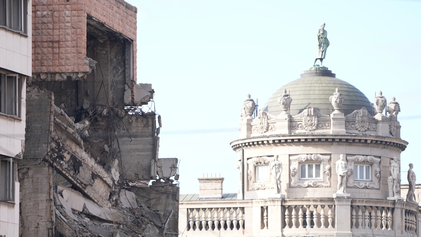 <br />
<b>Warning</b>:  Undefined variable $myimgalt in <b>/www/wwwroot/awdailynews.cn/wp-content/themes/ennews001/single.php</b> on line <b>213</b><br />
