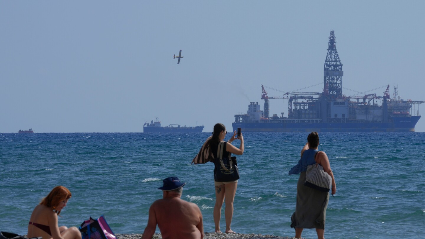 <br />
<b>Warning</b>:  Undefined variable $myimgalt in <b>/www/wwwroot/awdailynews.cn/wp-content/themes/ennews001/single.php</b> on line <b>213</b><br />
