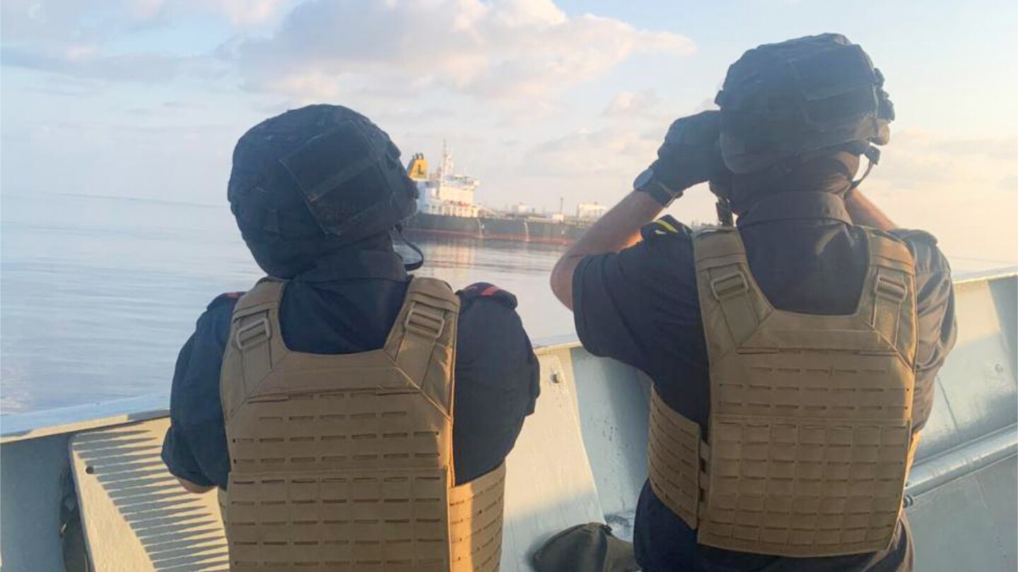 <br />
<b>Warning</b>:  Undefined variable $myimgalt in <b>/www/wwwroot/awdailynews.cn/wp-content/themes/ennews001/single.php</b> on line <b>213</b><br />
