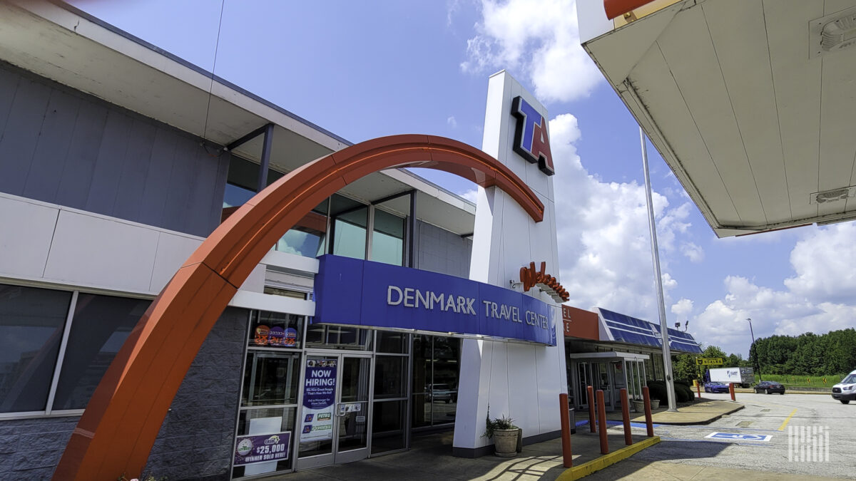 <br />
<b>Warning</b>:  Undefined variable $myimgalt in <b>/www/wwwroot/awdailynews.cn/wp-content/themes/ennews001/single.php</b> on line <b>213</b><br />
