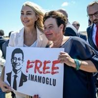 <br />
<b>Warning</b>:  Undefined variable $myimgalt in <b>/www/wwwroot/awdailynews.cn/wp-content/themes/ennews001/single.php</b> on line <b>213</b><br />
