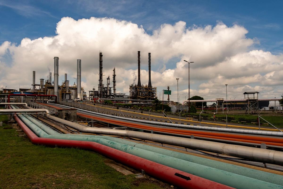 <br />
<b>Warning</b>:  Undefined variable $myimgalt in <b>/www/wwwroot/awdailynews.cn/wp-content/themes/ennews001/single.php</b> on line <b>213</b><br />
