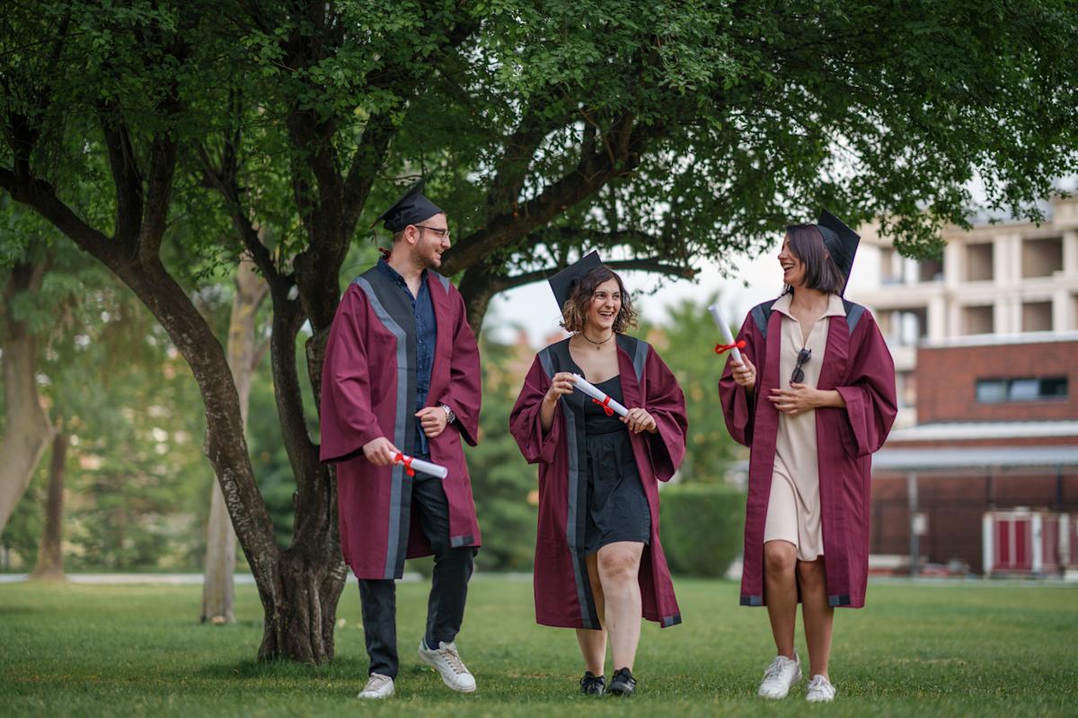 <br />
<b>Warning</b>:  Undefined variable $myimgalt in <b>/www/wwwroot/awdailynews.cn/wp-content/themes/ennews001/single.php</b> on line <b>213</b><br />
