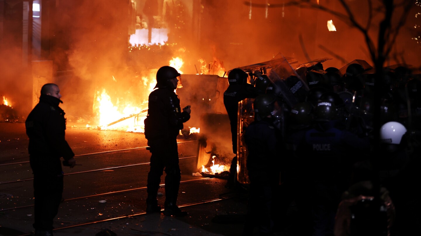 <br />
<b>Warning</b>:  Undefined variable $myimgalt in <b>/www/wwwroot/awdailynews.cn/wp-content/themes/ennews001/single.php</b> on line <b>213</b><br />
