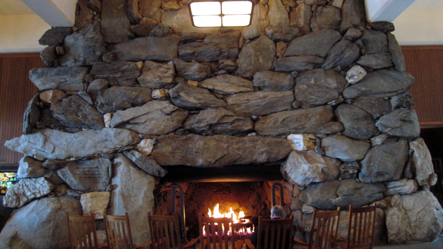 <br />
<b>Warning</b>:  Undefined variable $myimgalt in <b>/www/wwwroot/awdailynews.cn/wp-content/themes/ennews001/single.php</b> on line <b>213</b><br />
