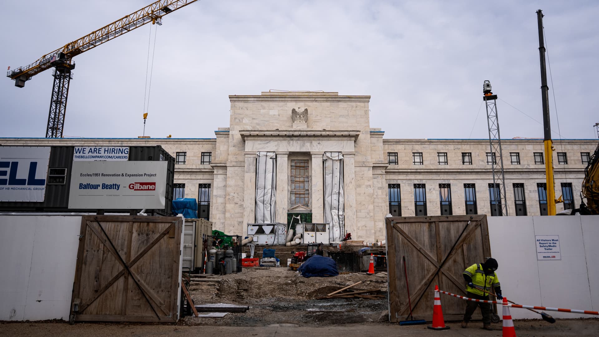Economist Mark Zandi sees the Fed surprising with three rate cuts in first half of 2026